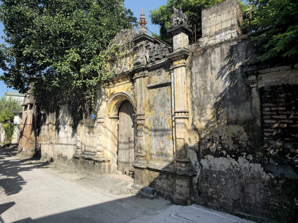   Thời gian ở Làng Cựu dường như trôi chậm hơn, như muốn níu kéo và lưu giữ những giá trị xưa cũ. Nguồn: Sưu tầm  