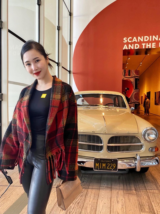 Việc sang Mỹ không chỉ là để học tập mà còn là khoảng thời gian Hương Tràm tìm lại sự cân bằng sau nhiều biến cố. Ảnh: FBNV