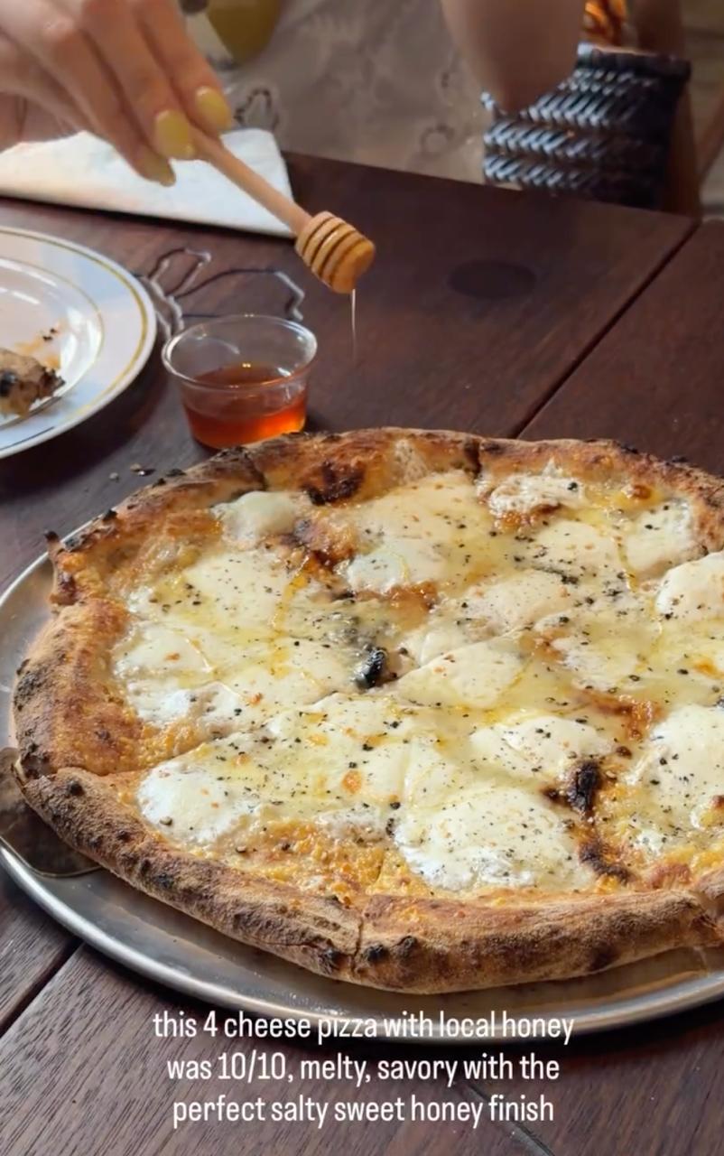Pizza 4P's nổi tiếng kinh khủng đến mức fan khắp thế giới còn thuộc cả menu, vừa mở ở New York đã được hỏi