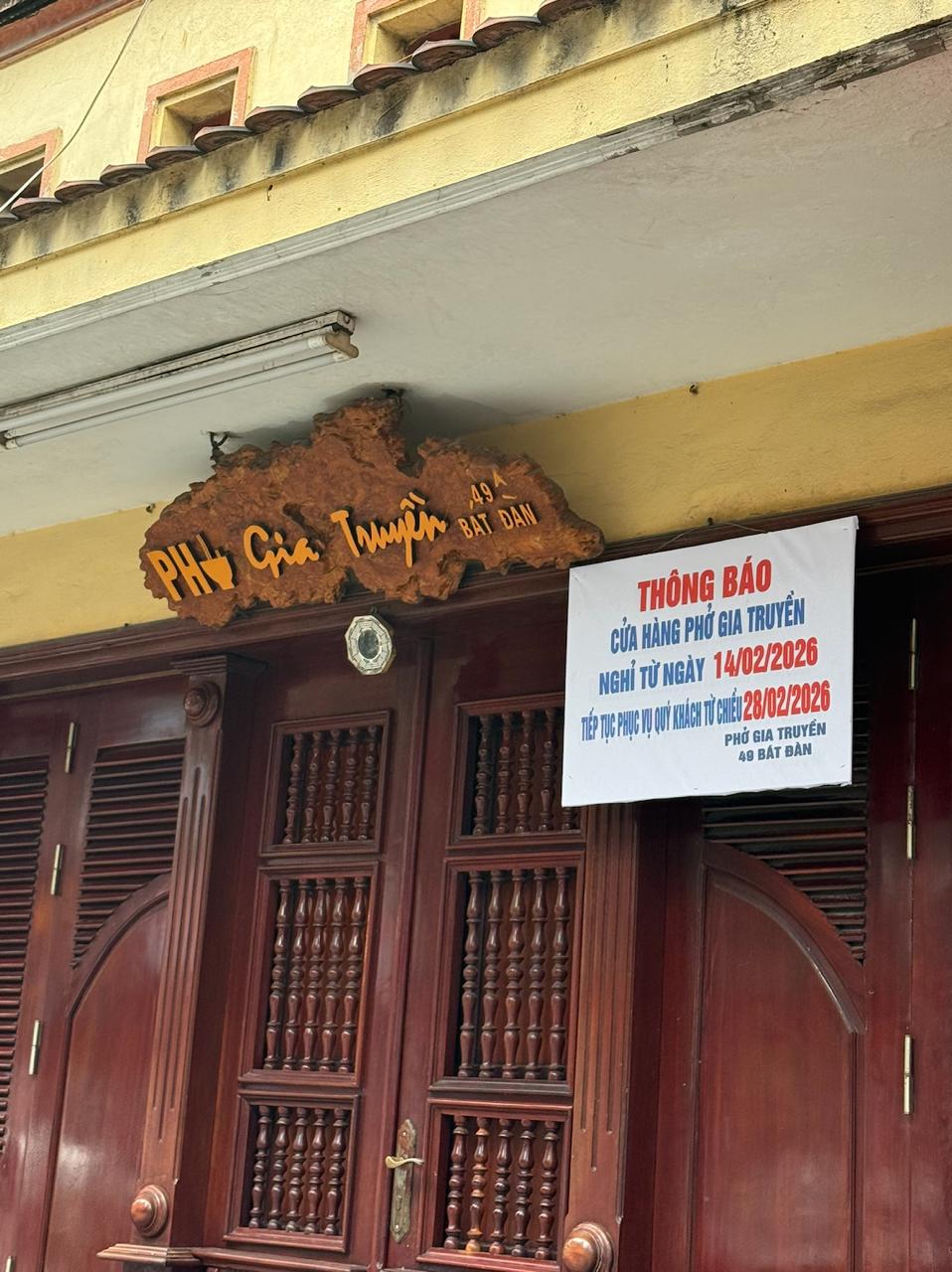 Hà Nội có quán phở năm nào cũng đều đặn đóng cửa 2 tháng để đi chơi: Khách quen nói