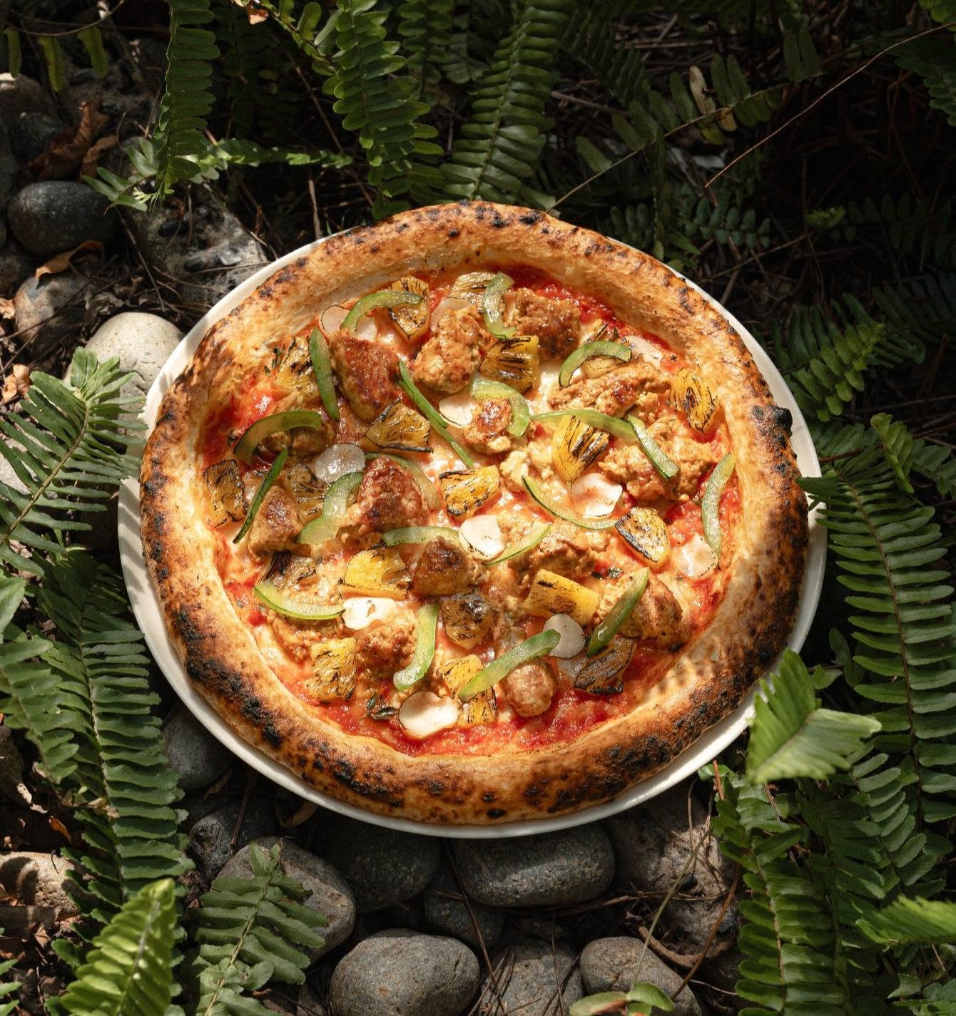 Pizza 4P's nổi tiếng kinh khủng đến mức fan khắp thế giới còn thuộc cả menu, vừa mở ở New York đã được hỏi
