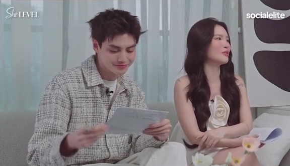 Nụ cười gượng gạo của Tuấn Dương khi vợ chia sẻ công khai: