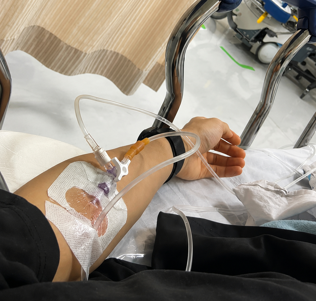 Lạm dụng rượu bia là con đường ngắn nhất để hủy hoại sức khỏe của nam giới (Ảnh minh họa)