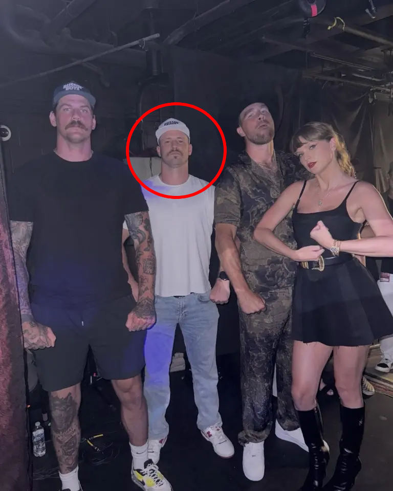 Will Compton bàng hoàng sửng sốt vì mình không được mời tới đám cưới của Taylor Swift - Travis Kelce. Ảnh: Pagesix