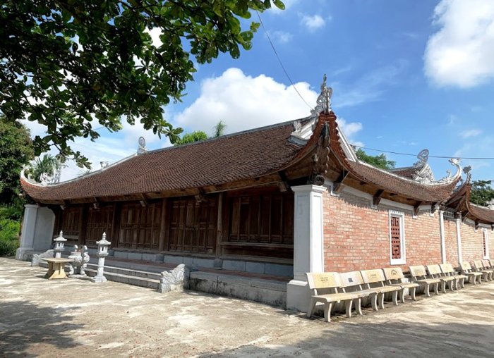 Đình Đa Chất