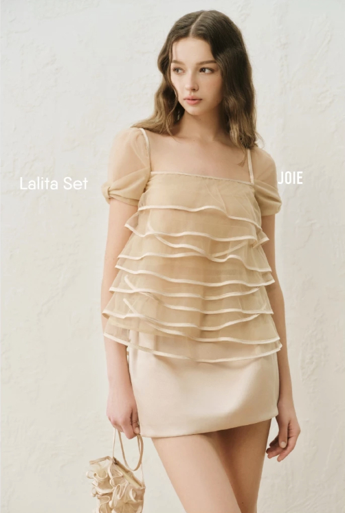 Local brand Việt sale 7/7: Váy áo xinh điên đảo thần hồn, rẻ hơn mua ngày thường đến cả 100-200k