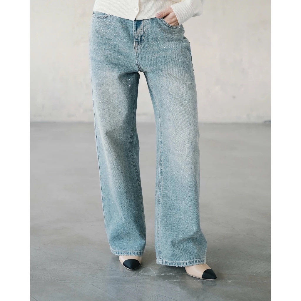 Local brand Việt sale 7/7: Váy áo xinh điên đảo thần hồn, rẻ hơn mua ngày thường đến cả 100-200k