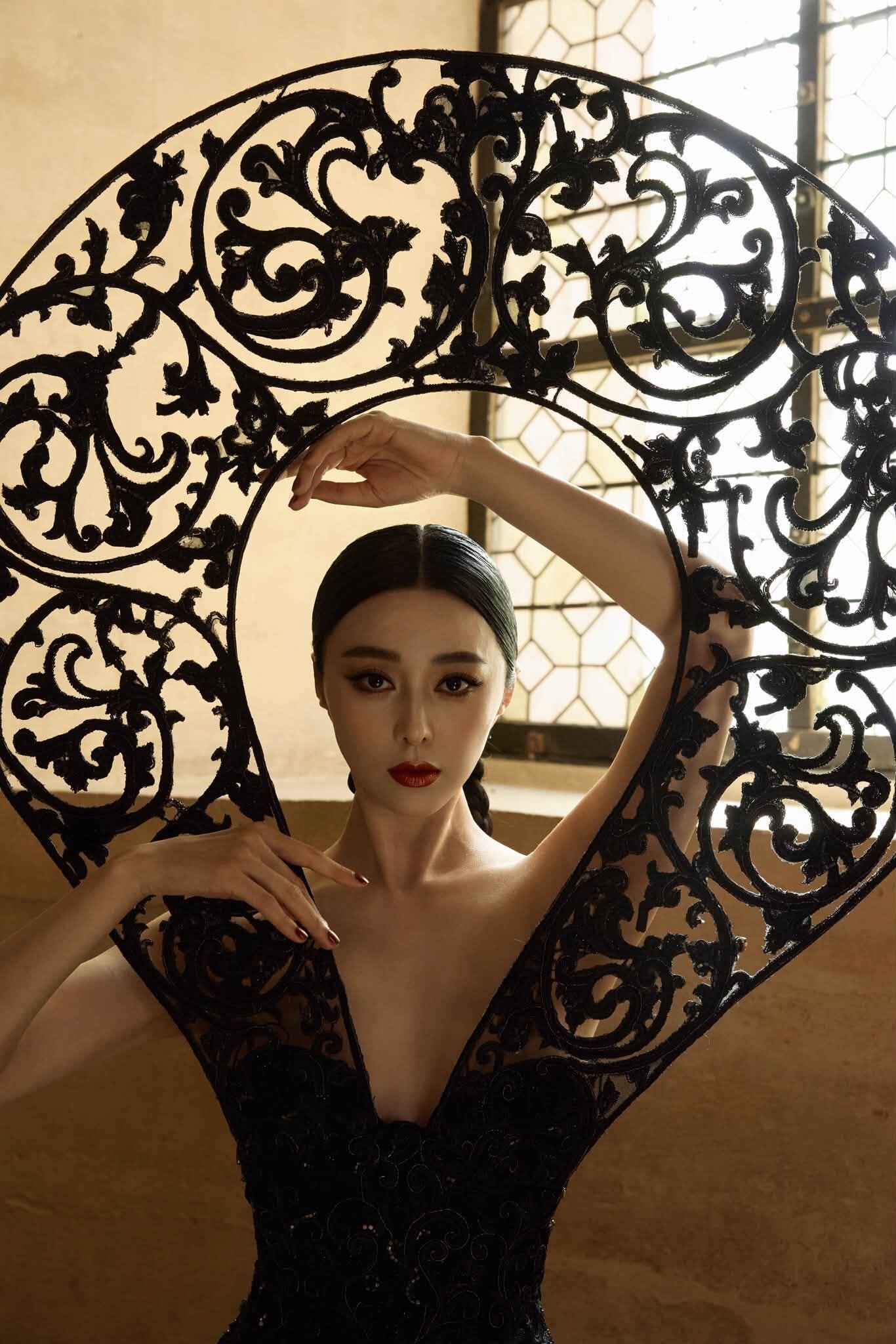 Không còn hot ở thị trường Trung Quốc, Phạm Băng Băng tìm hướng đi mới ở nhiều thị trường quốc tế.