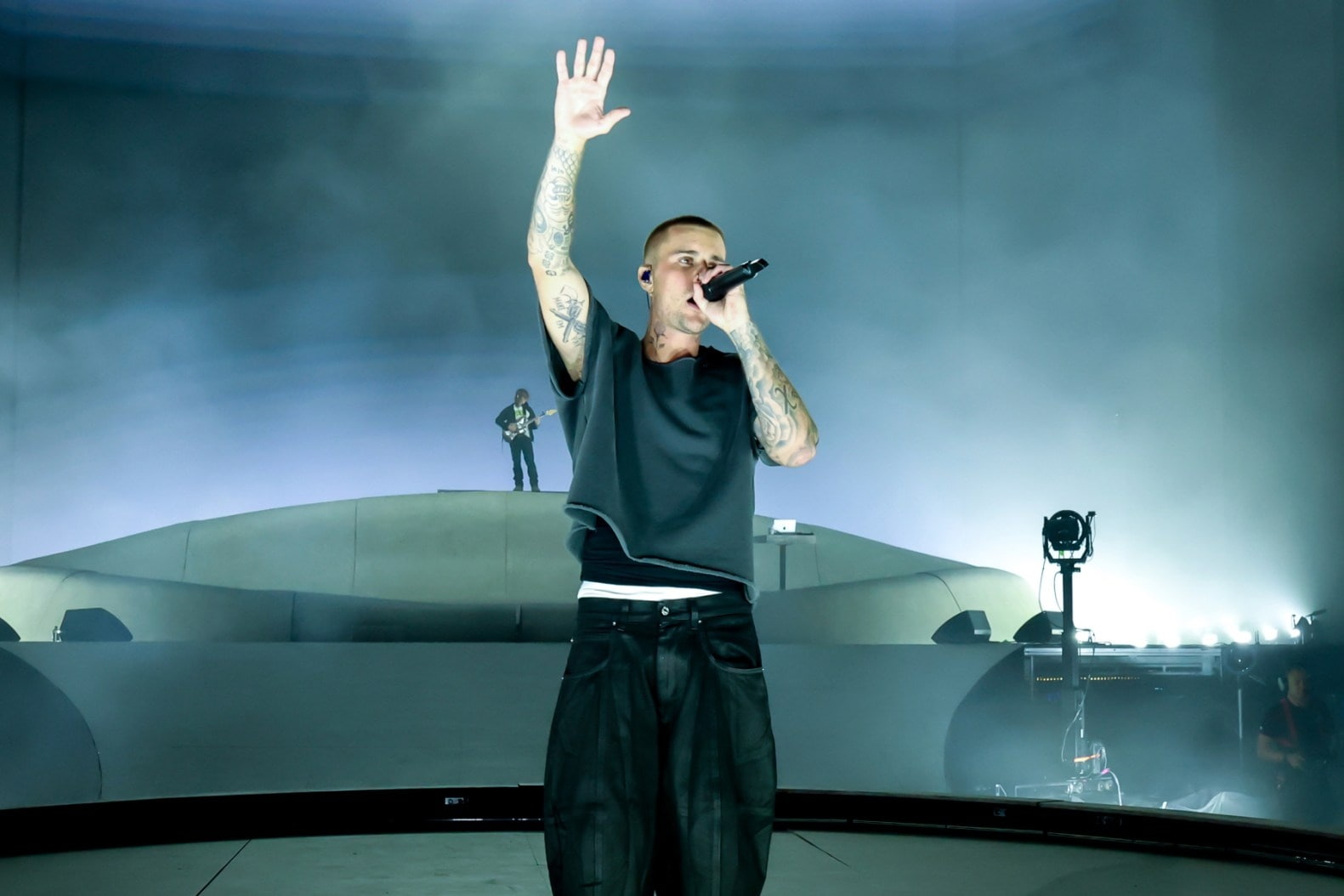 Justin Bieber vừa có màn địa chấn toàn cầu khi trở lại Coachella 2026 dưới vai trò headliner