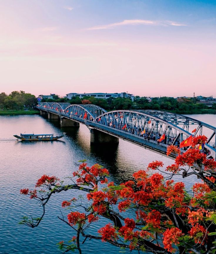 Việt Nam có 1 thành phố sở hữu 8 di sản UNESCO, có cây cầu kết cấu 