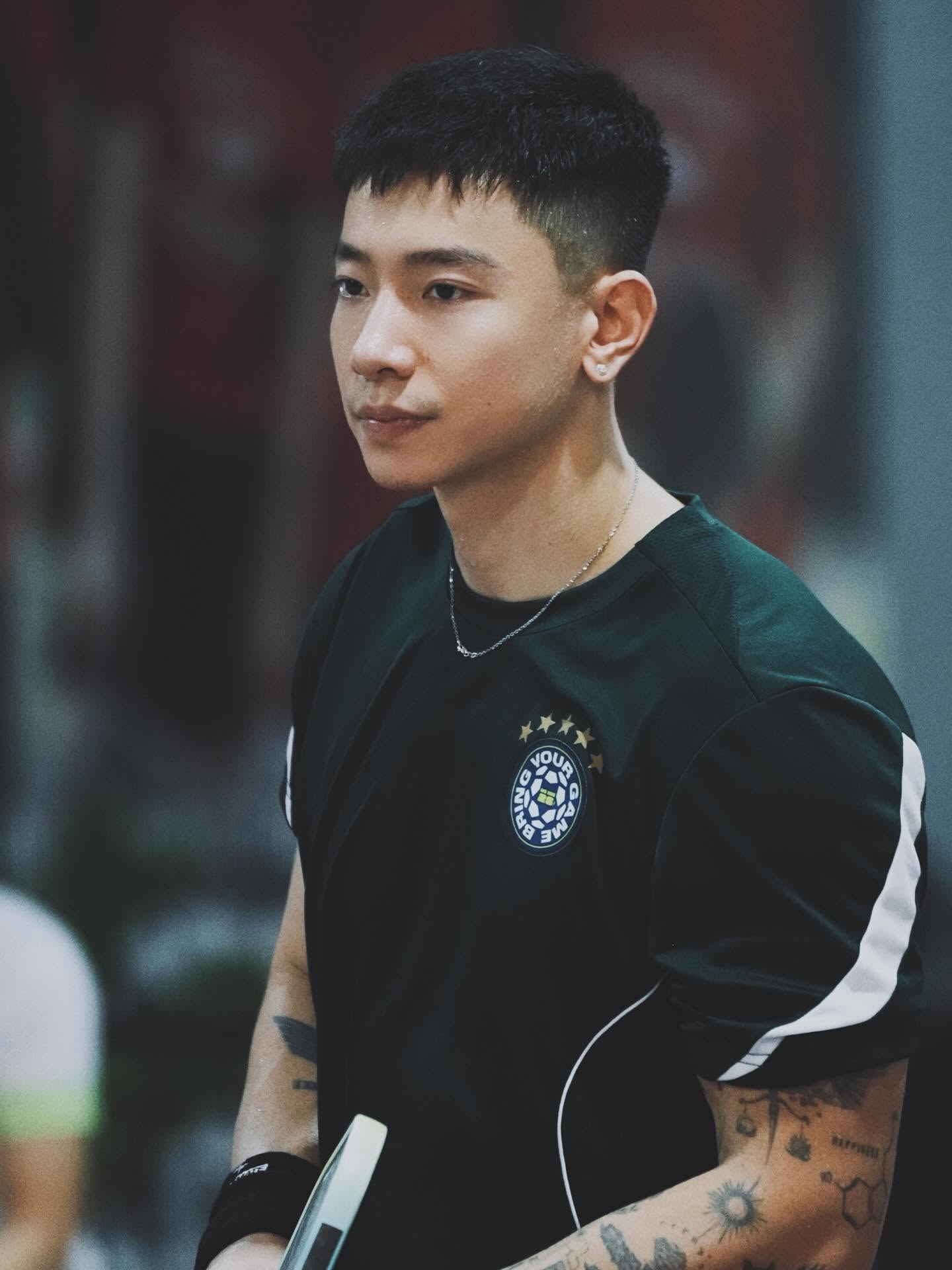 Phú Cường sở hữu vẻ ngoài điển trai, được quan tâm sau khi yêu Hương Giang