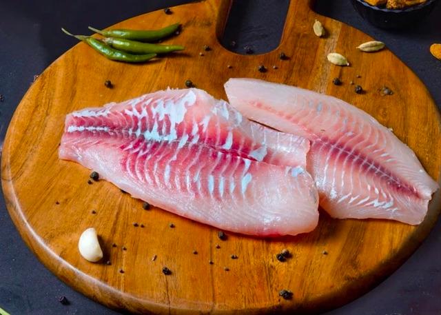 Cá rô phi Việt Nam lần đầu tiên được xuất khẩu sang Nhật Bản làm sushi