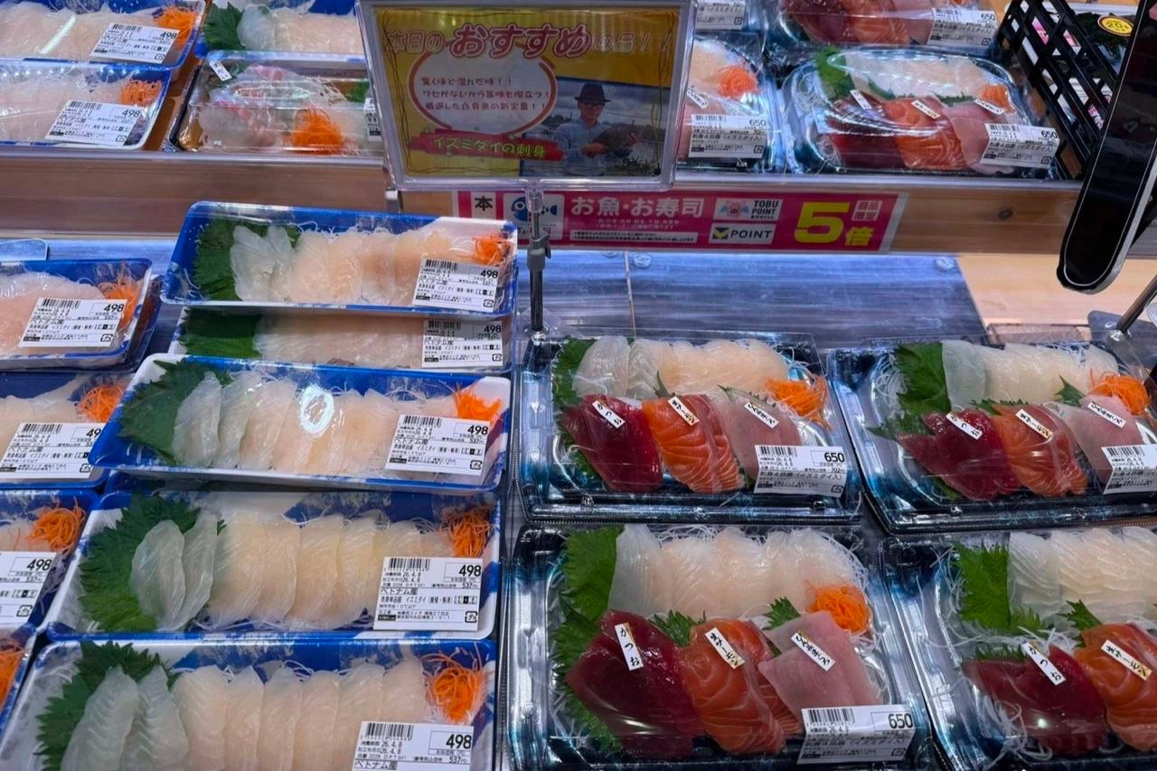 Cá rô phi Việt Nam xuất hiện trong món sushi. Ảnh: VCF