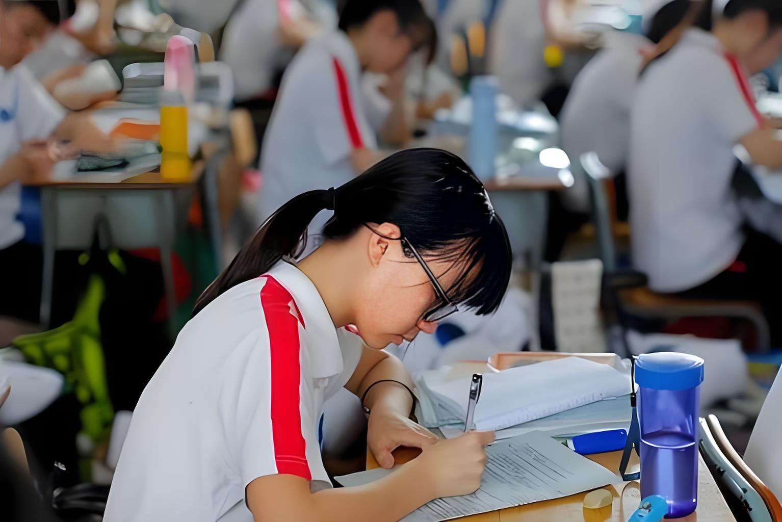 Việc điểm thi được