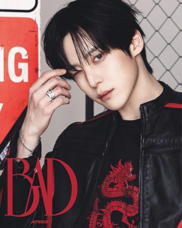 Yunho (ATEEZ) điêu đứng vì bạn gái cũ. Ảnh: X.