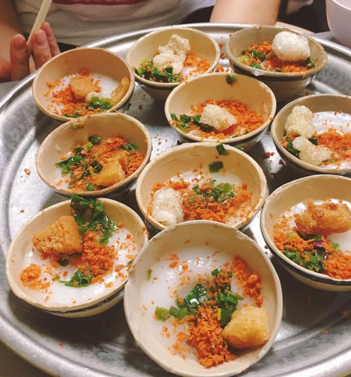 Vì sao gọi là bánh bèo?