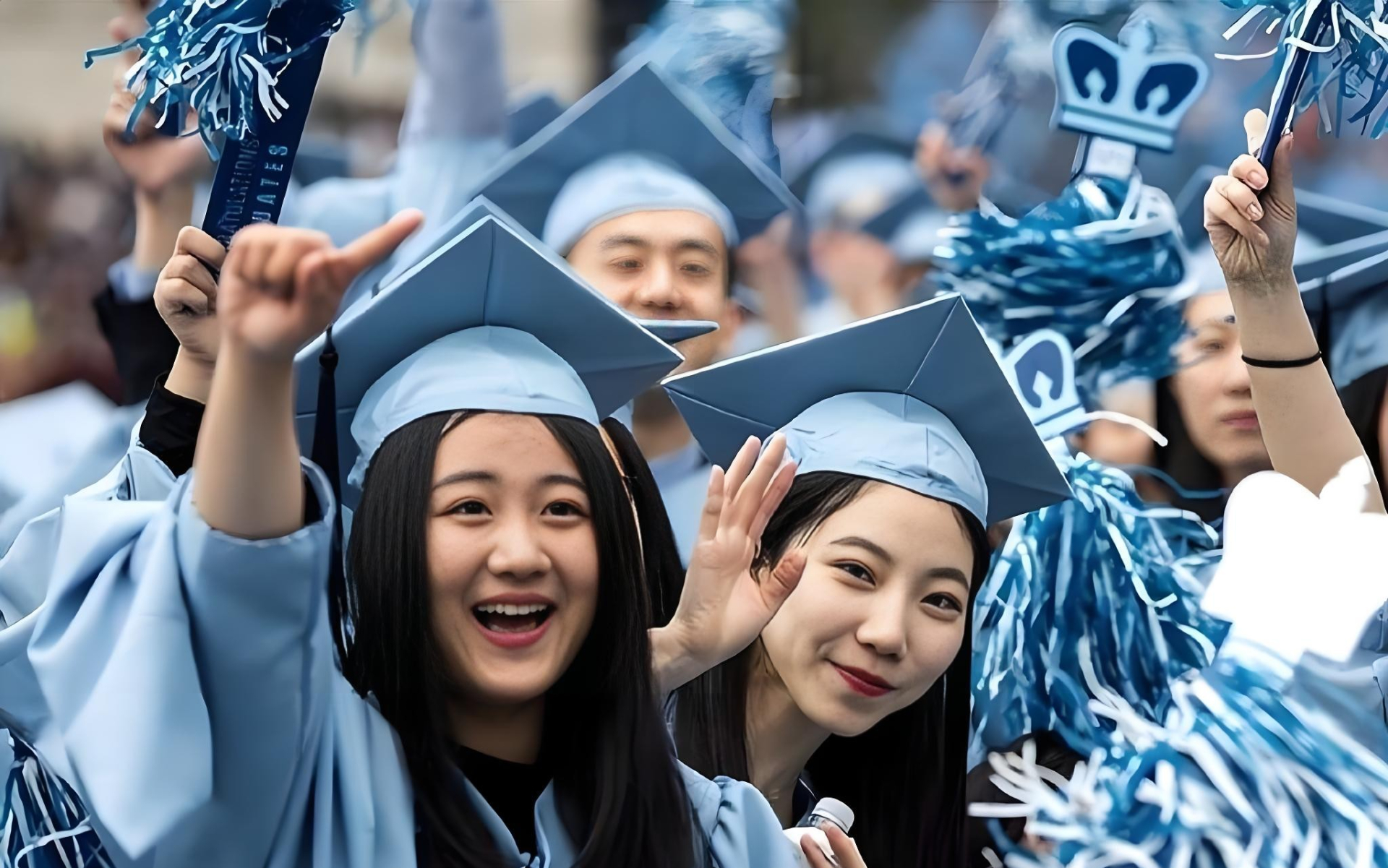 Vụ việc tạo ra nhiều tranh luận về cách cha mẹ và con cái trao đổi về kế hoạch học tập cũng như điều kiện tài chính của gia đình (Ảnh minh họa)