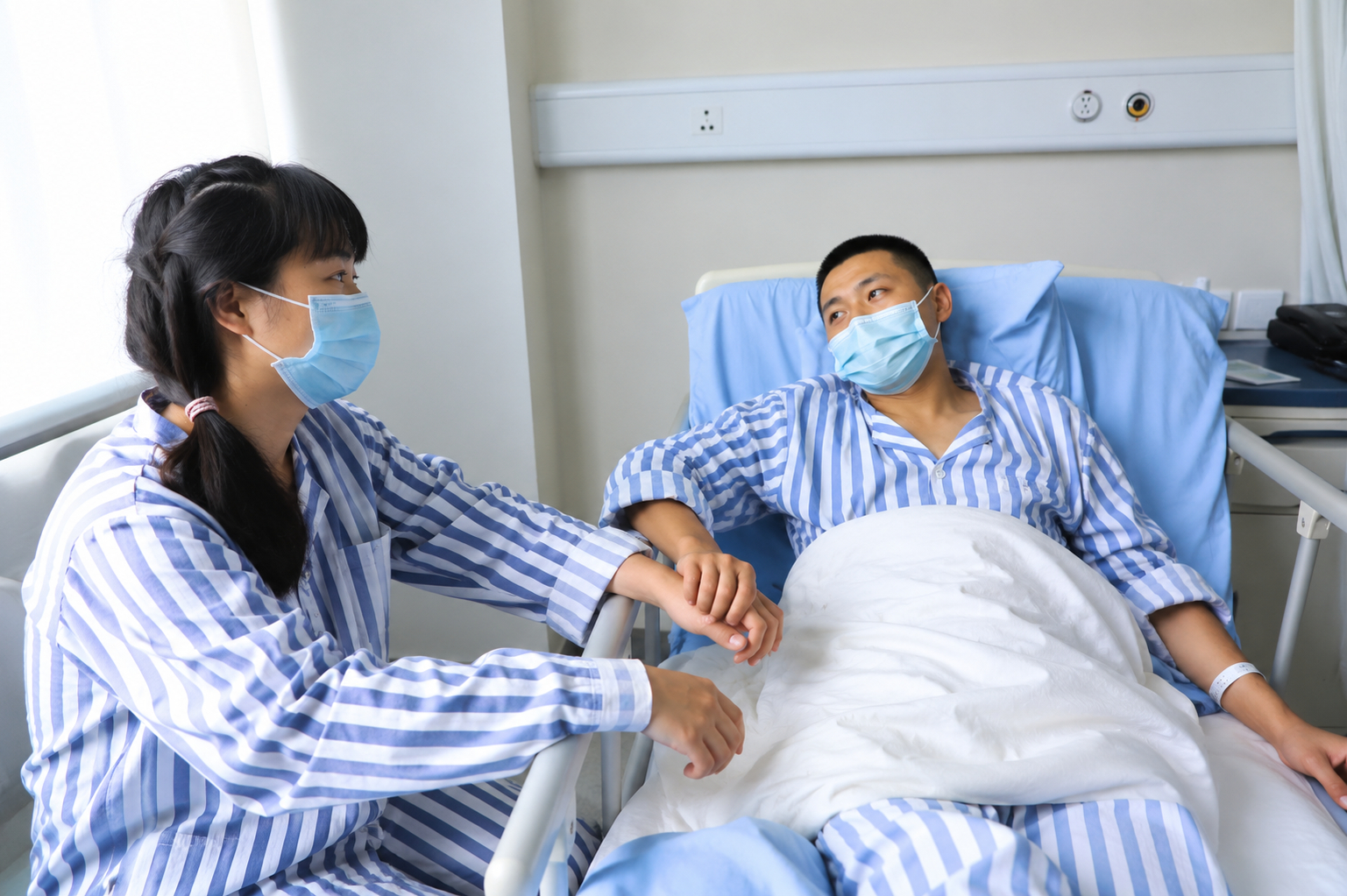 Cặp vợ chồng cùng phát hiện mắc ung thư gan (Ản từ BV)