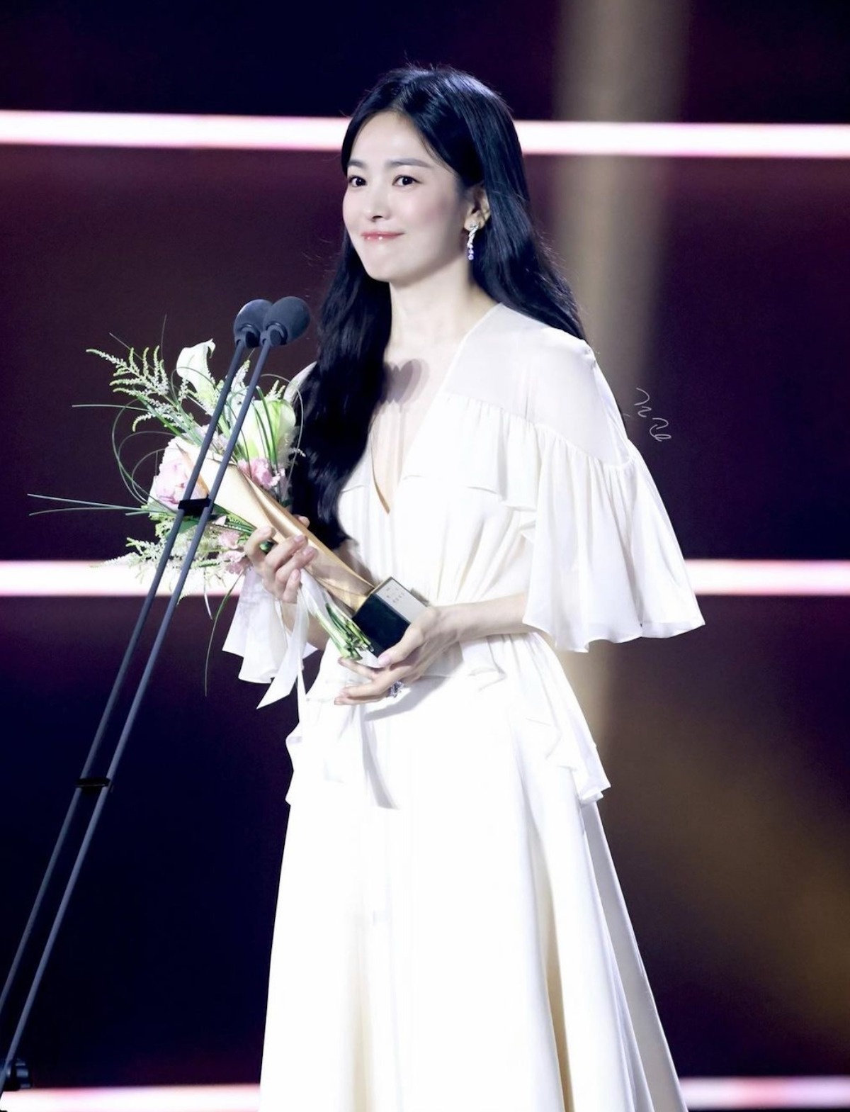 Minh tinh xứ Hàn dùng thực lực, giải thưởng diễn xuất và sản phẩm phim ảnh chất lượng để
