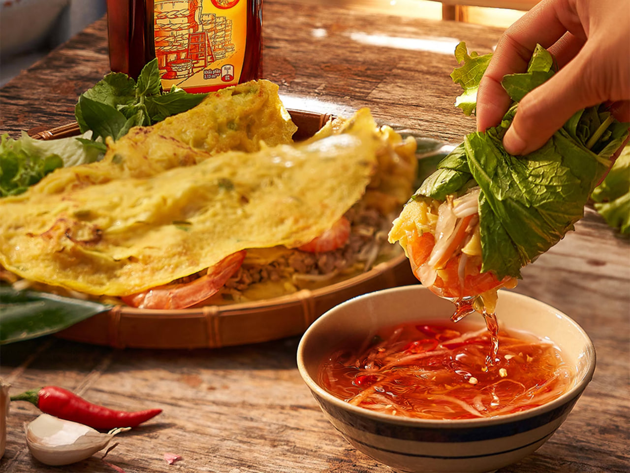 Việt Nam có thứ nước chấm được ví như “vàng lỏng” khiến cả thế giới phải đi tìm kiếm
