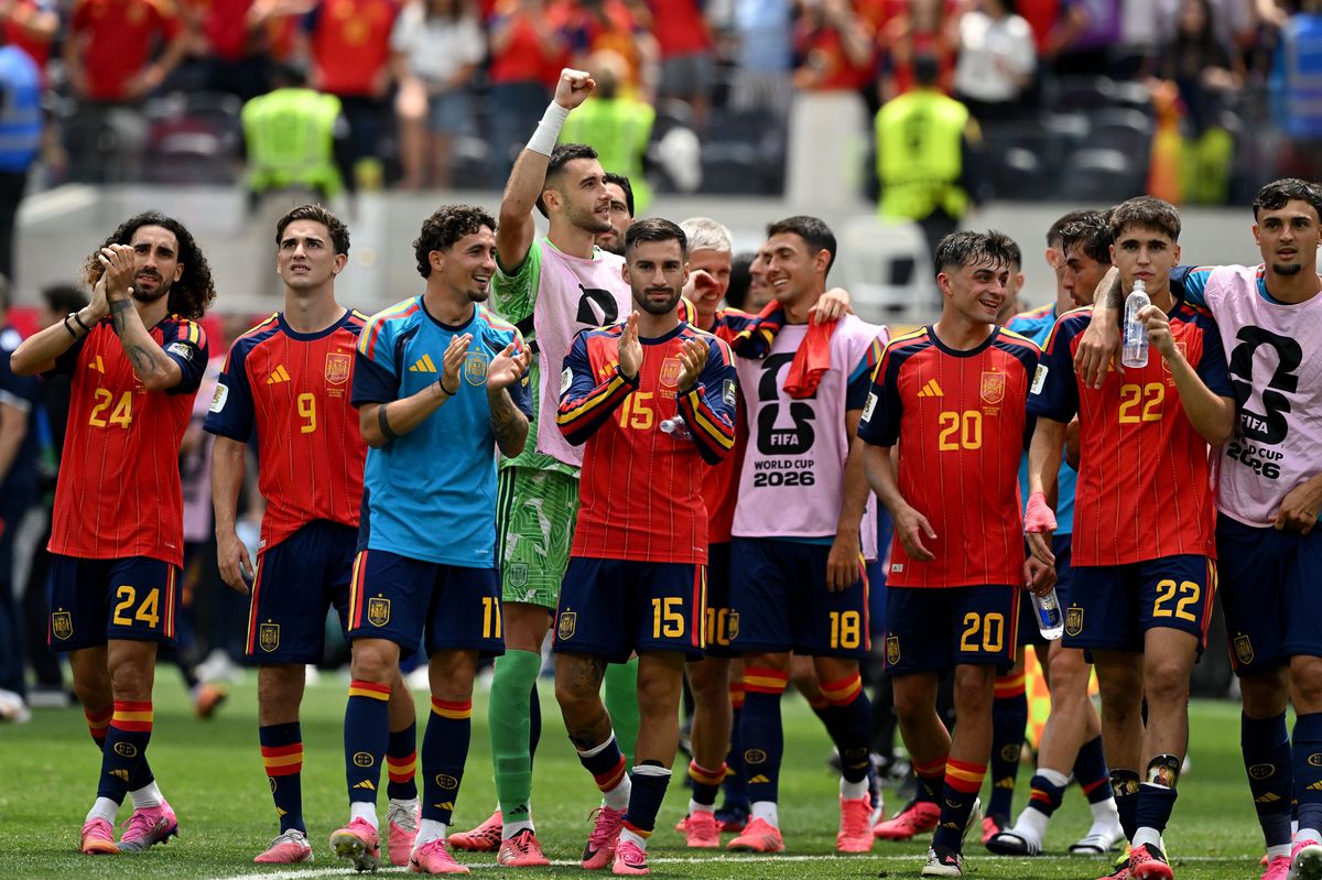 Tây Ban Nha là cái tên đầu tiên tranh cúp vàng ở World Cup 2026