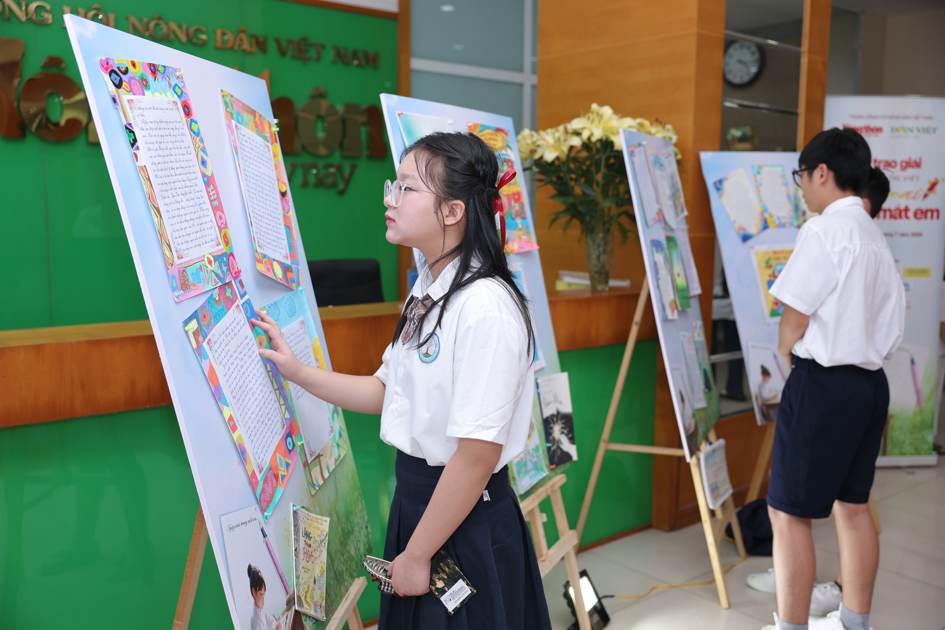 Lễ trao giải Cuộc thi viết 