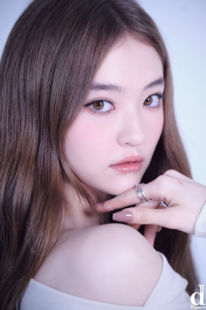 Ngay từ thời điểm công bố đội hình, Ella đã trở thành
