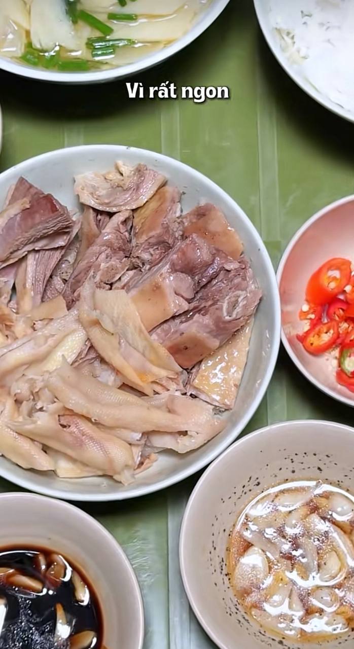 Ảnh: Lương Vũ Thiều Hoa