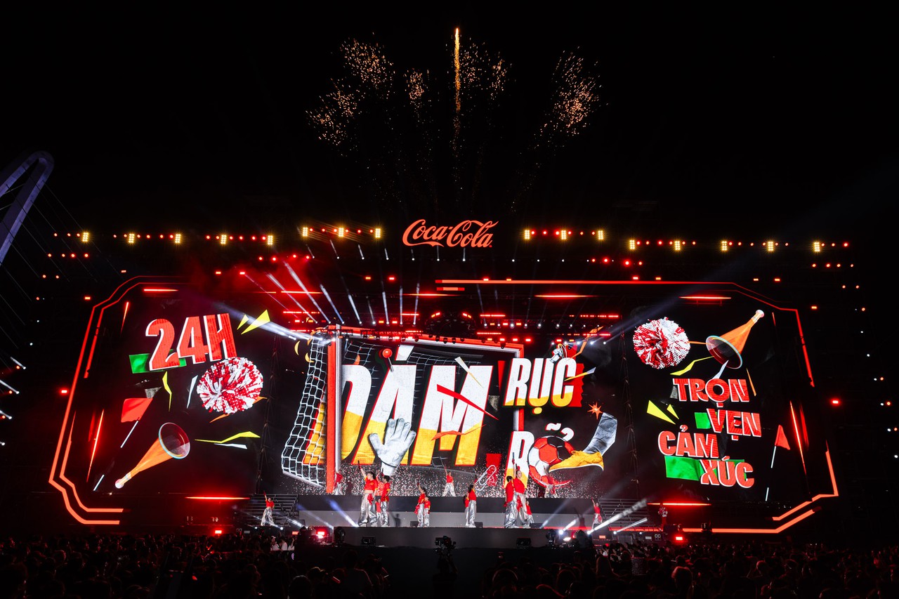 Trọn vẹn cảm xúc hướng về chung kết World Cup 2026: Dàn sao bùng nổ, hàng nghìn người đếm ngược