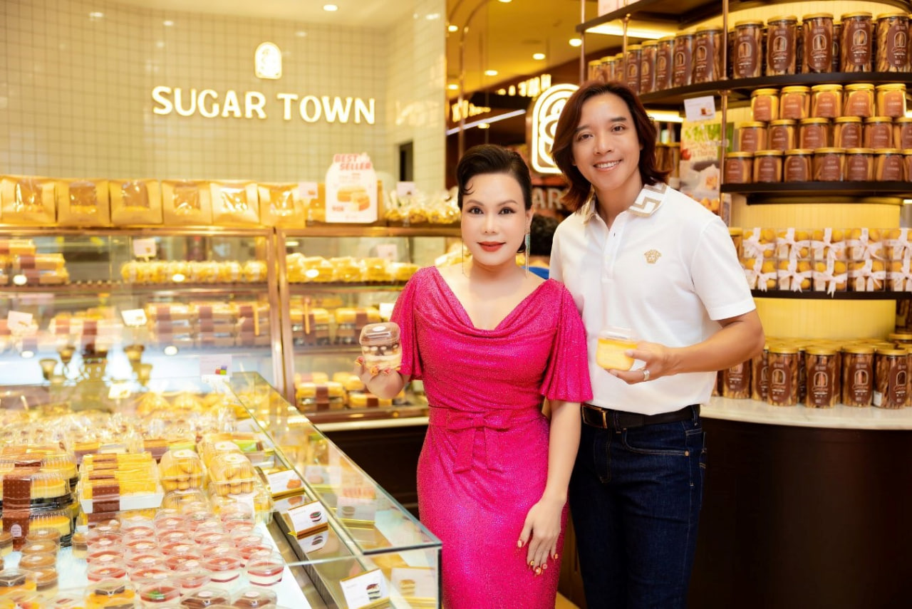 Tiệm bánh Sugar Town của nghệ sĩ Việt Hương hiện tại ra sao?