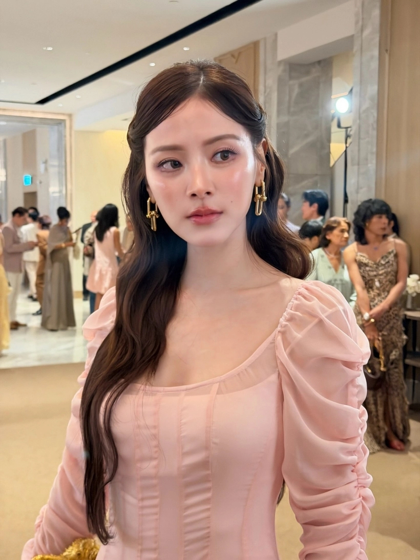 Baifern bị sao nam xô ngã lăn quay ra đất, dàn sao hạng A loạn như