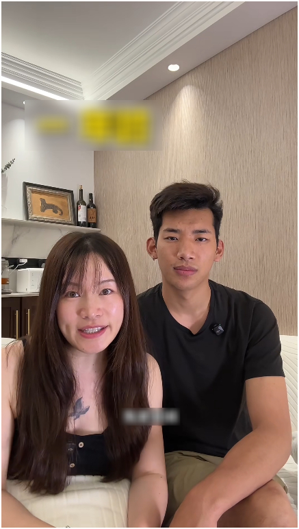 Cặp đôi cởi mở, chia sẻ hành trình tình yêu lên MXH.