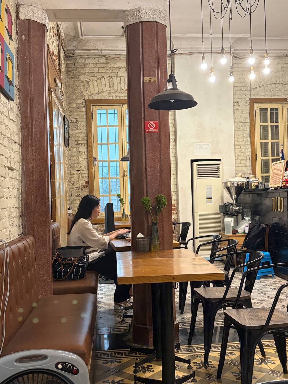 Nhiều bạn trẻ lựa chọn tới đây để làm việc