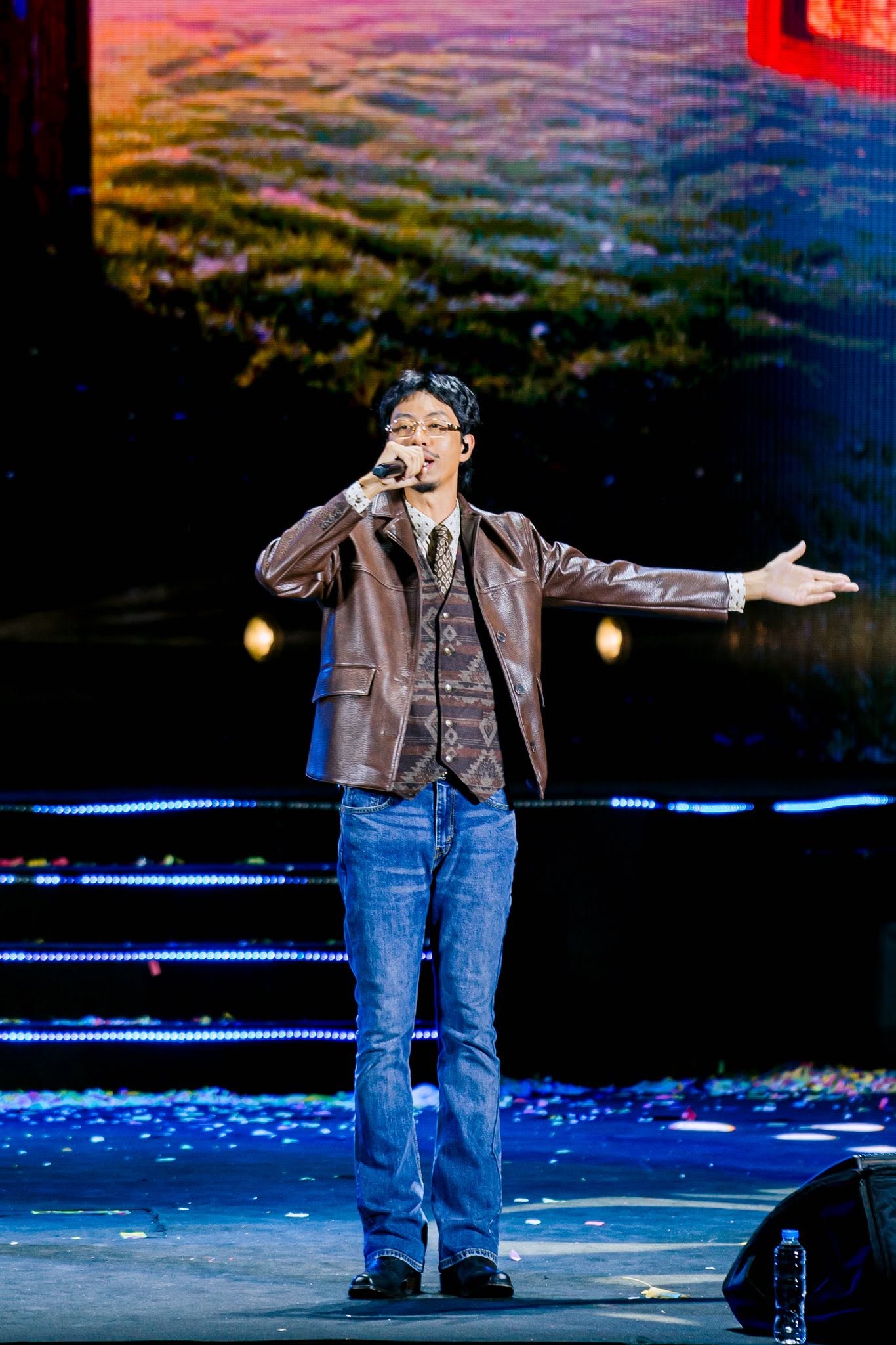  Ở thời điểm hiện tại, dù đã trở thành sao hạng A của Việt rap, Đen Vâu vẫn duy trì hình ảnh giản dị và kín tiếng