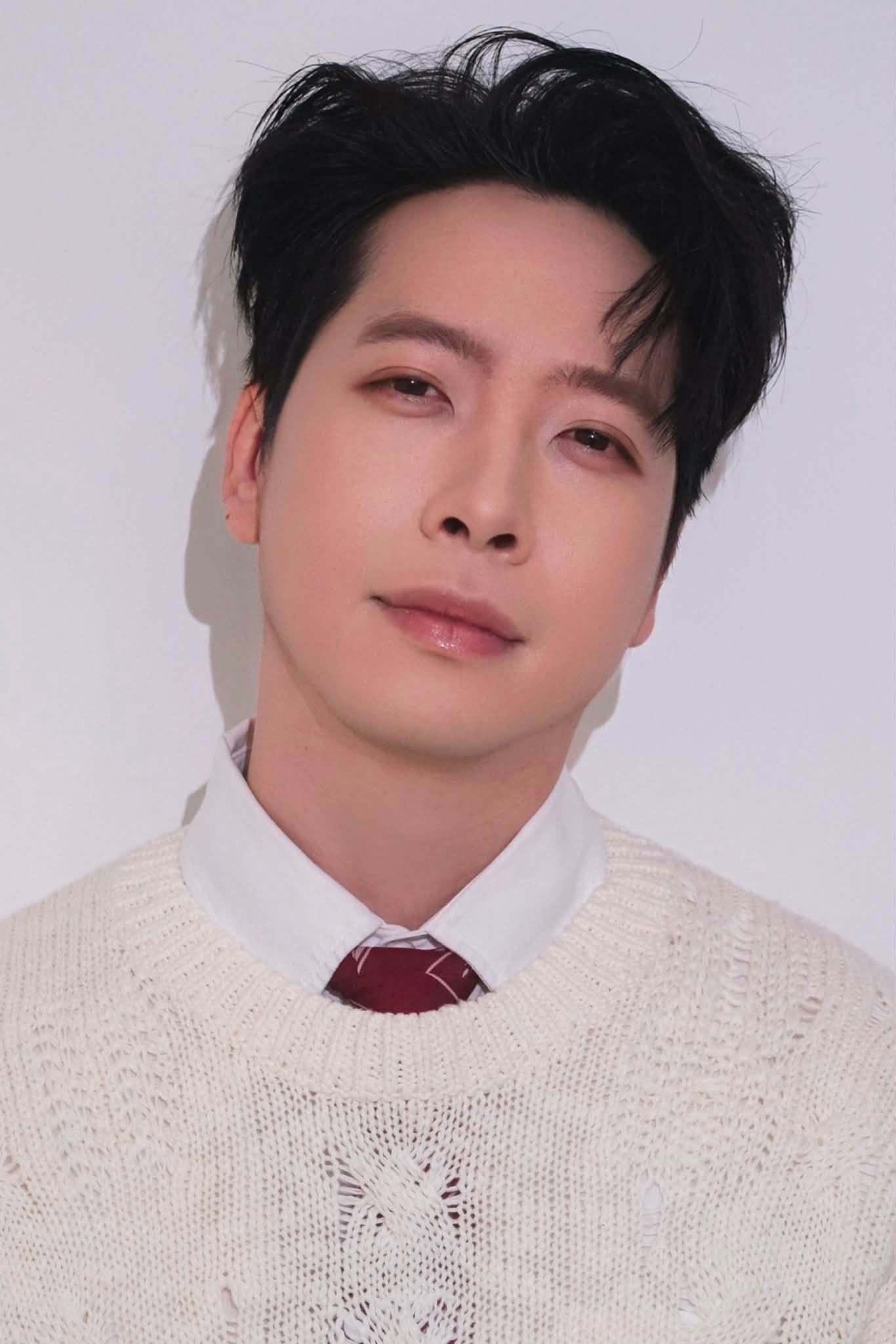 Emcee L chính là Long Da LAB đã cho Đen ở trọ những ngày đầu tiên lên Hà Nội 