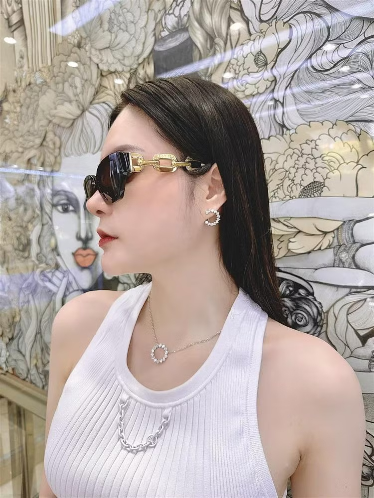 Bộ trang sức được Đoàn Di Băng mua lúc đó