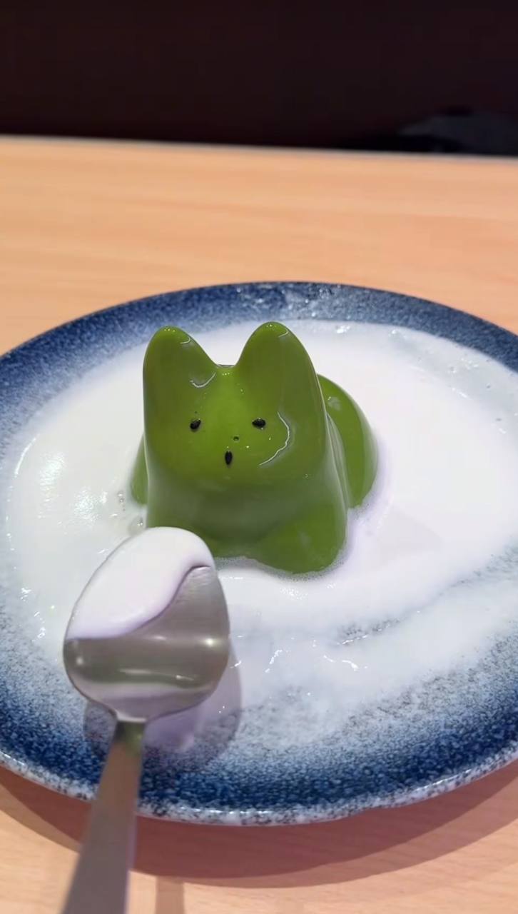 Quán sushi gây sốt với món ăn