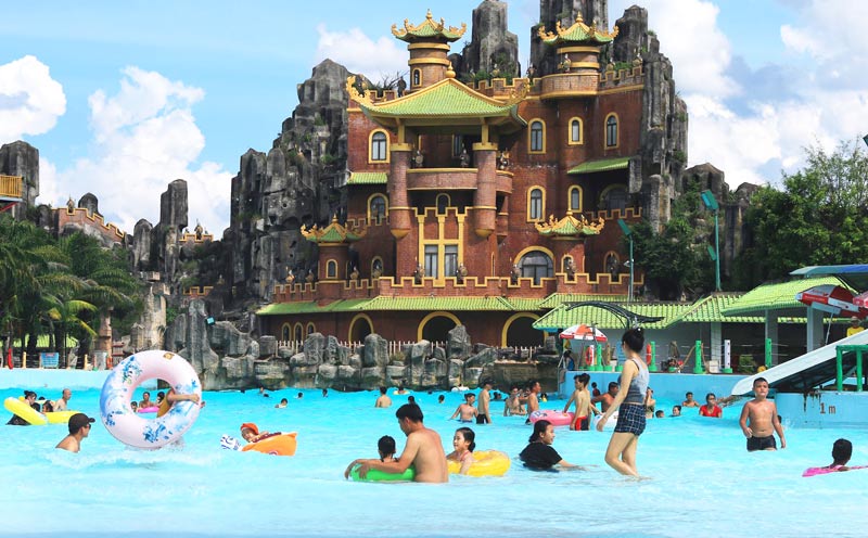 Bất ngờ với giá vé khu du lịch Đại Nam của bà Nguyễn Phương Hằng