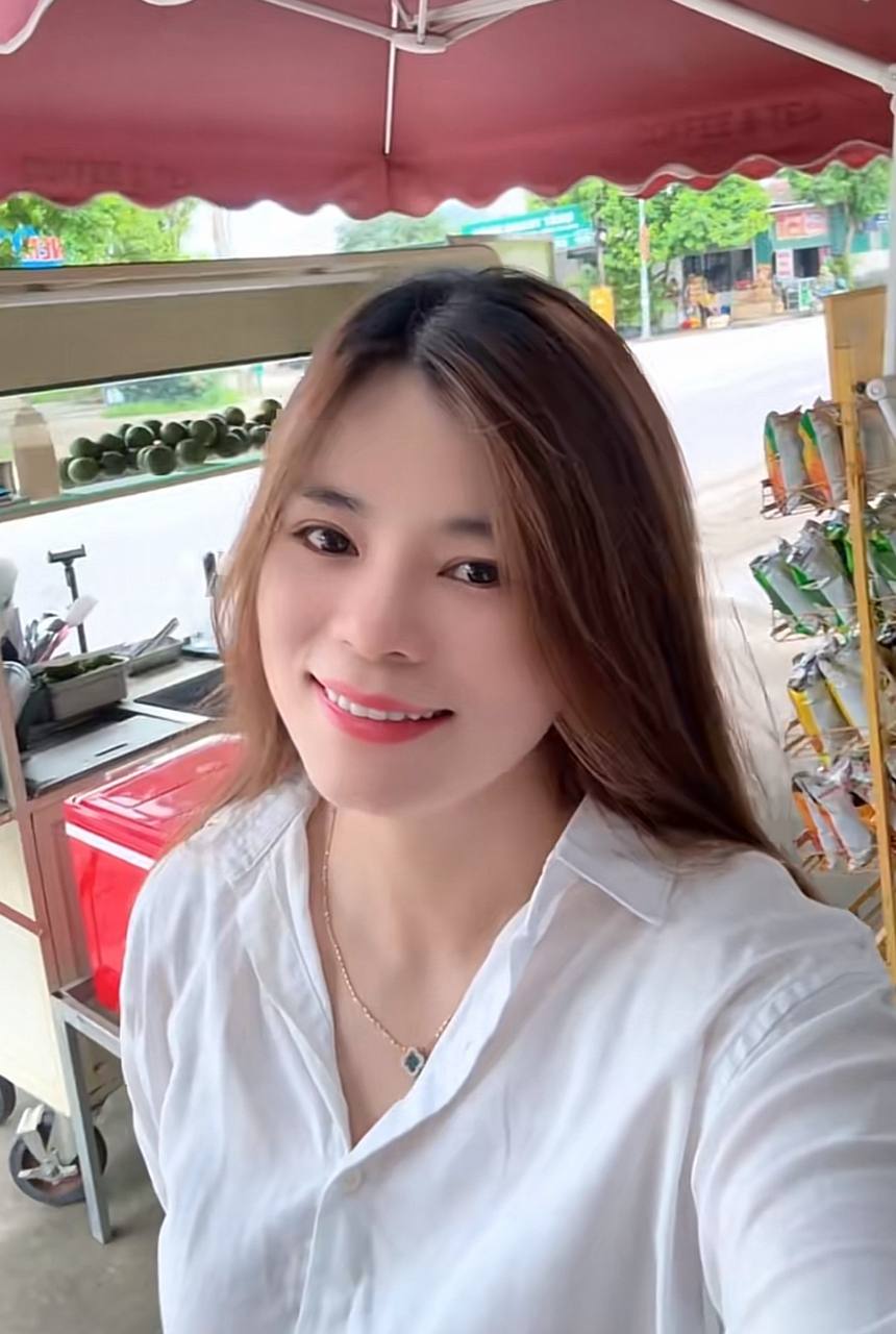 Dân tình liên tục vào
