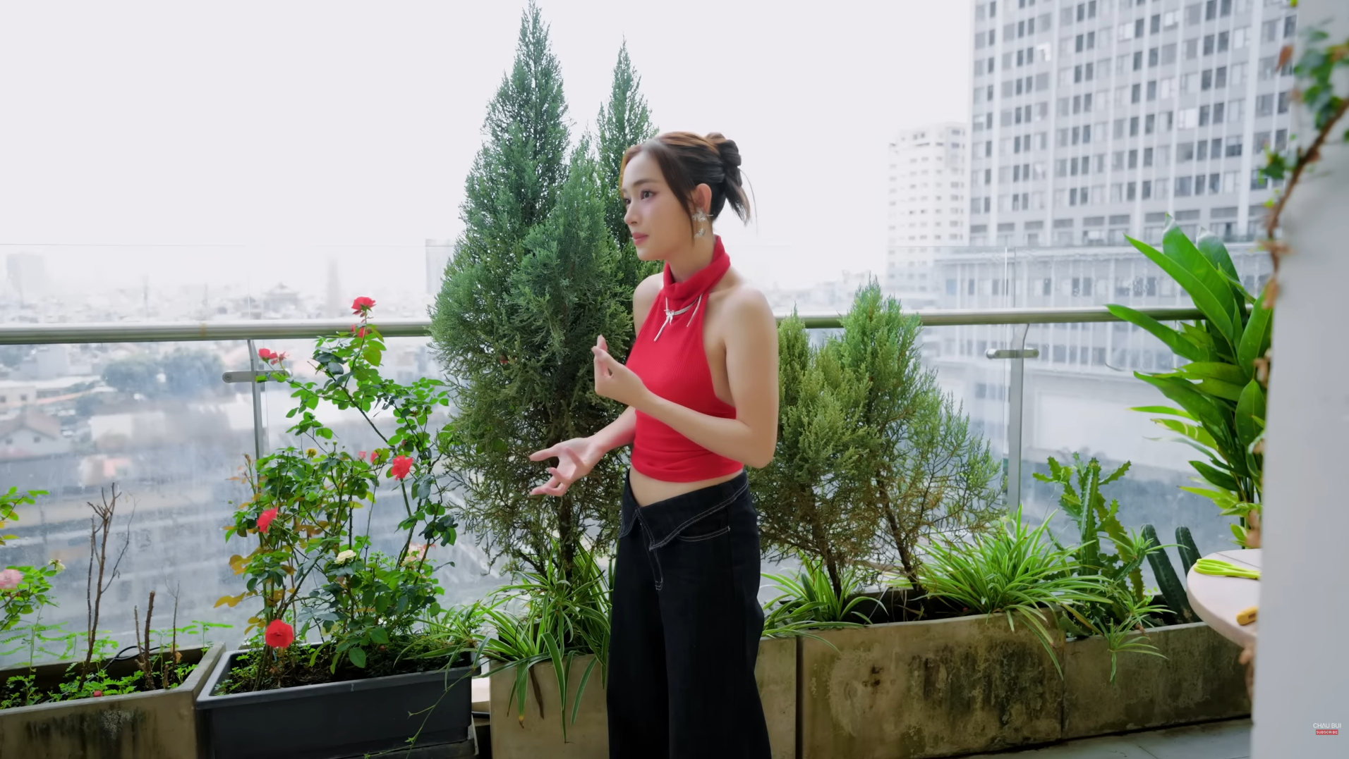 Mọi ngóc ngách trong căn nhà được khoác lớp áo mới, hiện đại hơn