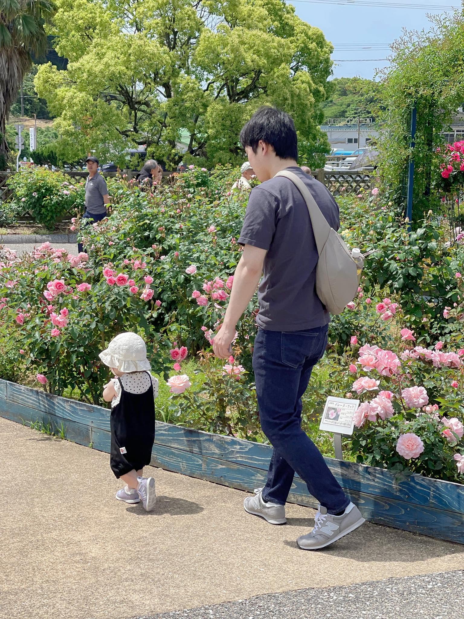 Bình thường sau giờ tan làm, các ngày nghỉ hai vợ chồng thường đưa con đi chơi, dành nhiều thời gian chăm sóc bé.