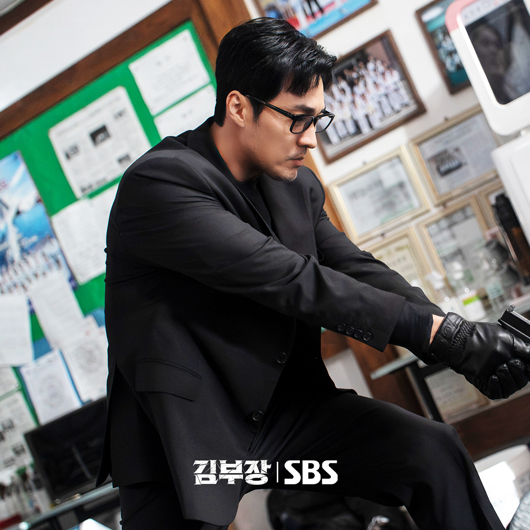 Không phải cứ muốn ngầu là ngầu được: So Ji Sub nói đúng điều đàn ông trưởng thành đều hiểu