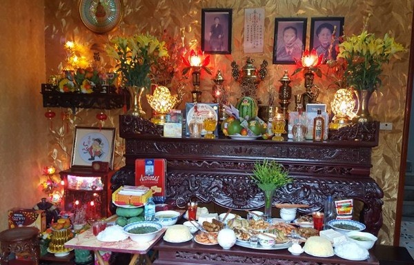 Thắp hương lúc sáng sớm hay chiều tối tốt hơn?