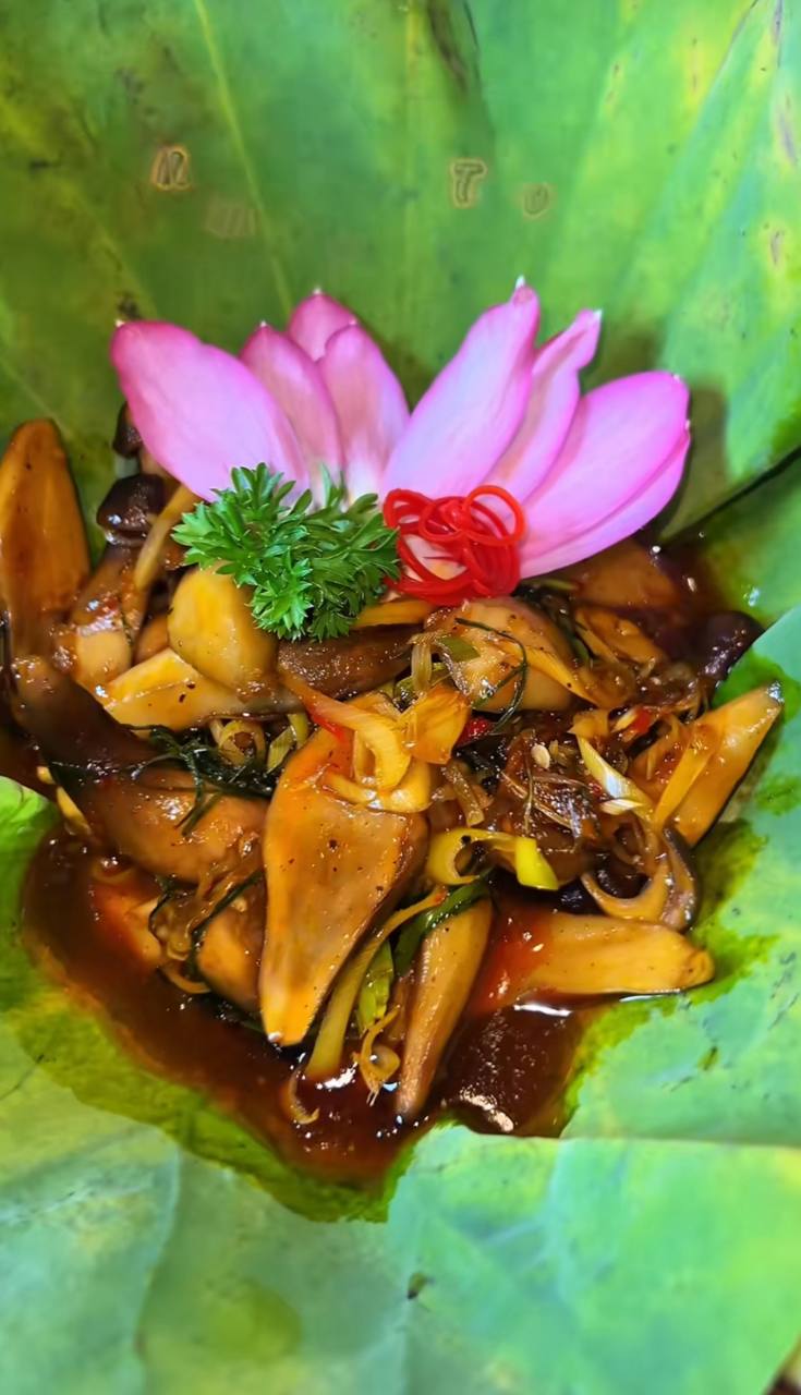 Một số món mà nữ food reviewer gọi