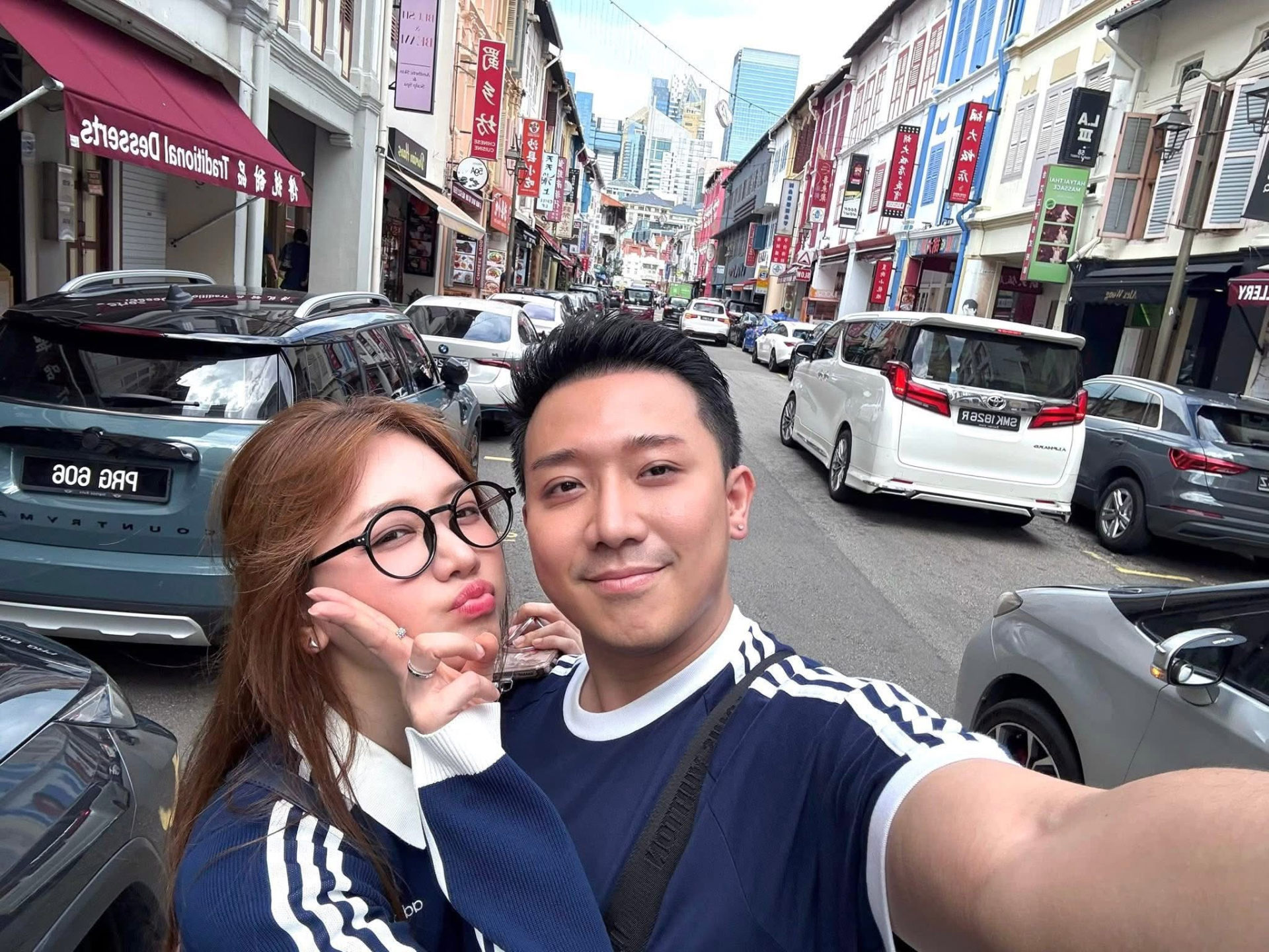 Cặp đôi có cuộc sống vui vẻ, hạnh phúc sau 10 năm bên nhau