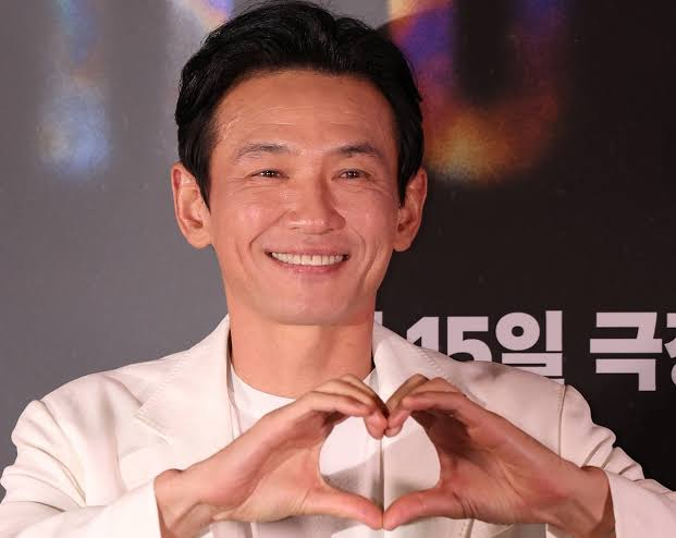Theo điều tra của Starnews,