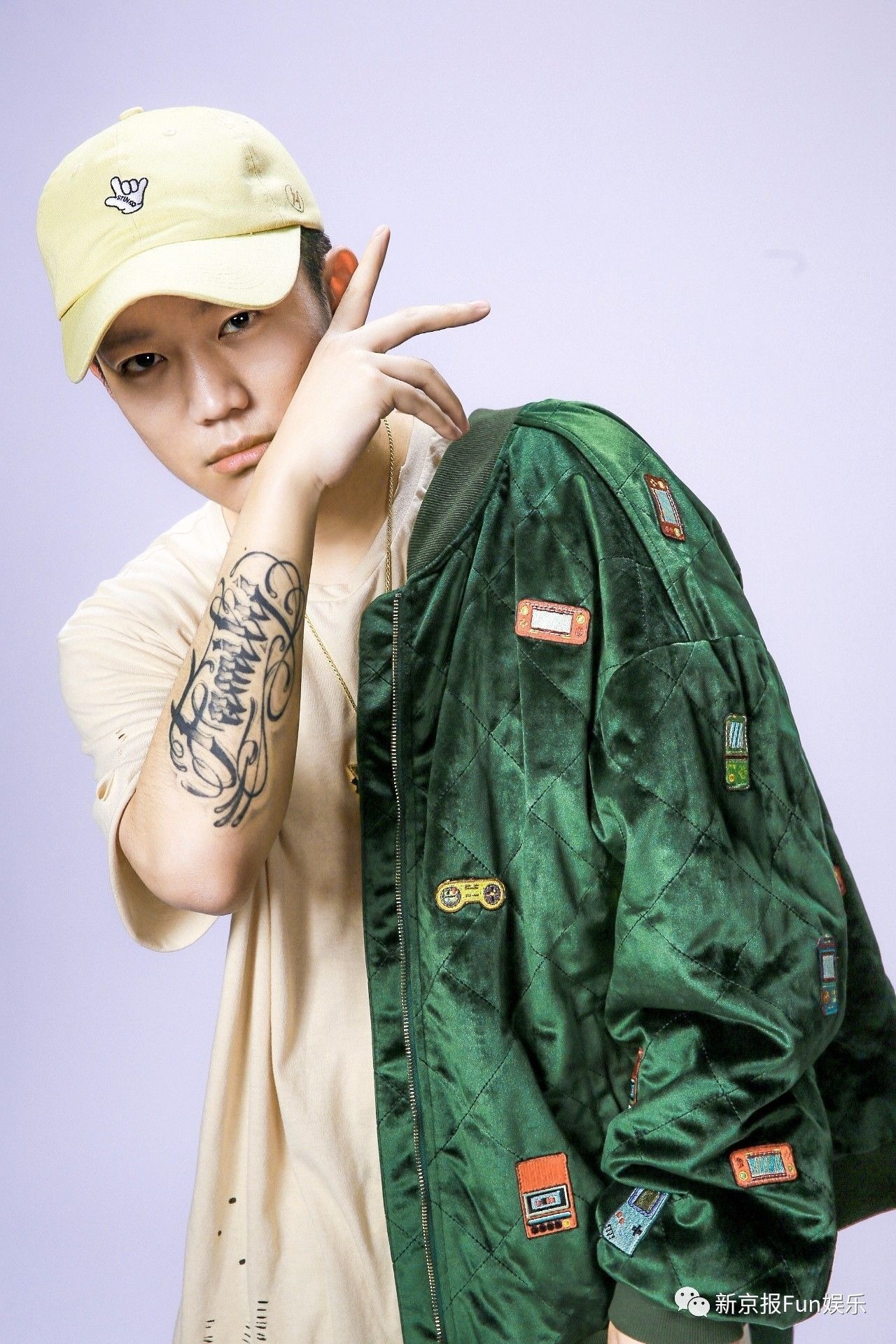 PG One bị cấm sóng ở showbiz Trung Quốc sau khi dính bê bối đời tư nghiêm trọng. Ảnh: Sina.
