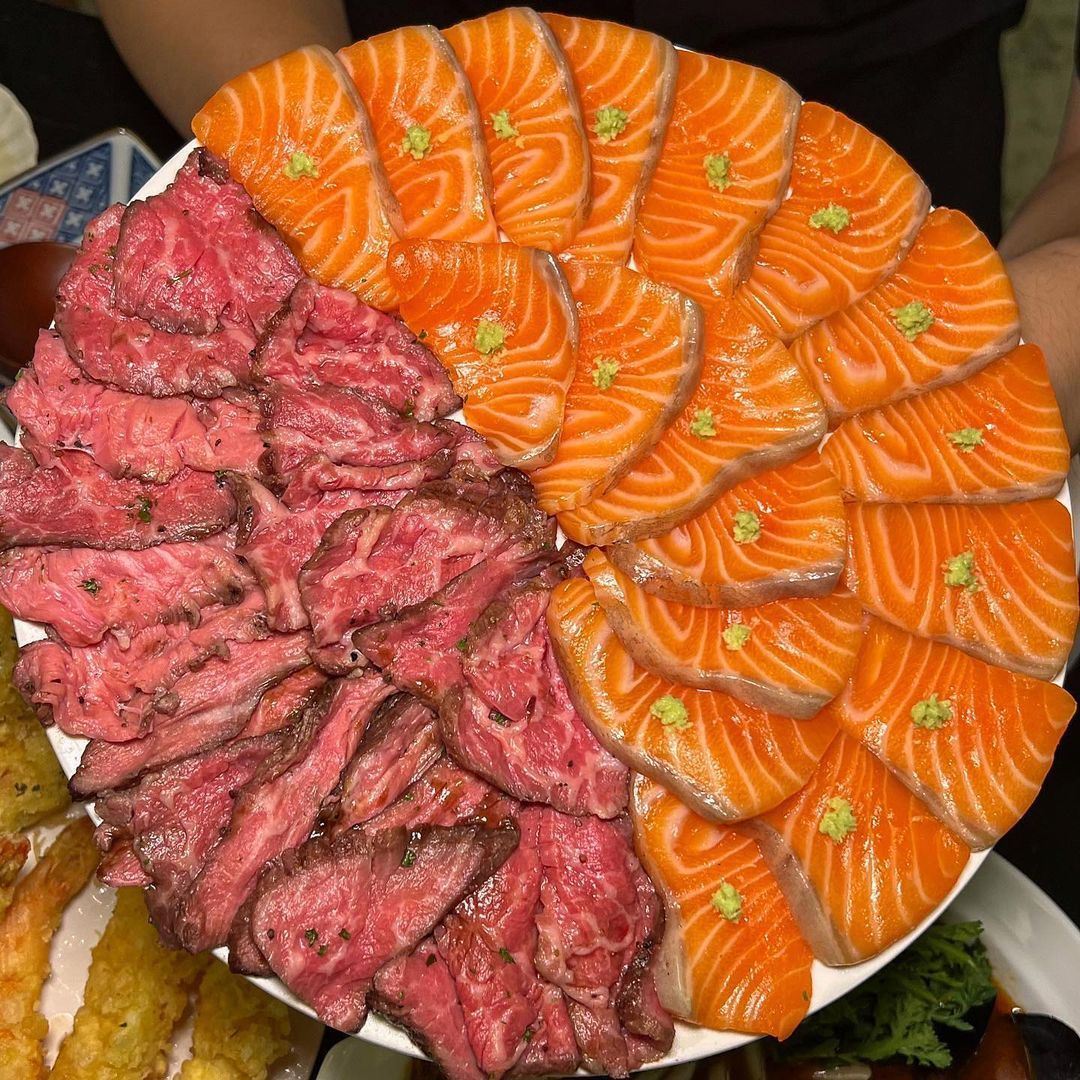 Không chỉ hải sản, bất kỳ thực phẩm sống nào cũng không nên tiêu thụ, nhấy là nếu đang đi du lịch (Ảnh minh họa)