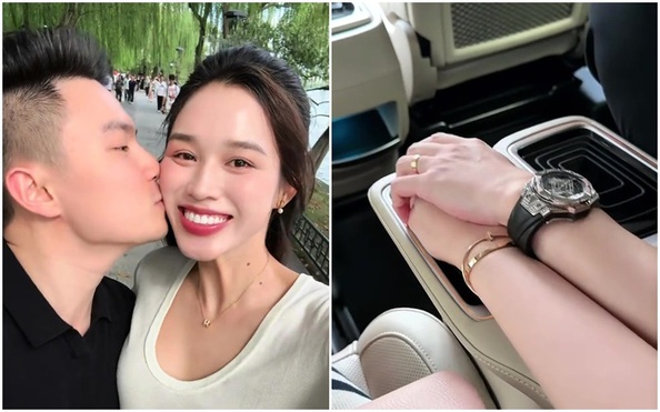 Viết Vương cũng thường xuyên xuất hiện trong các vlogs đời thường của vợ.