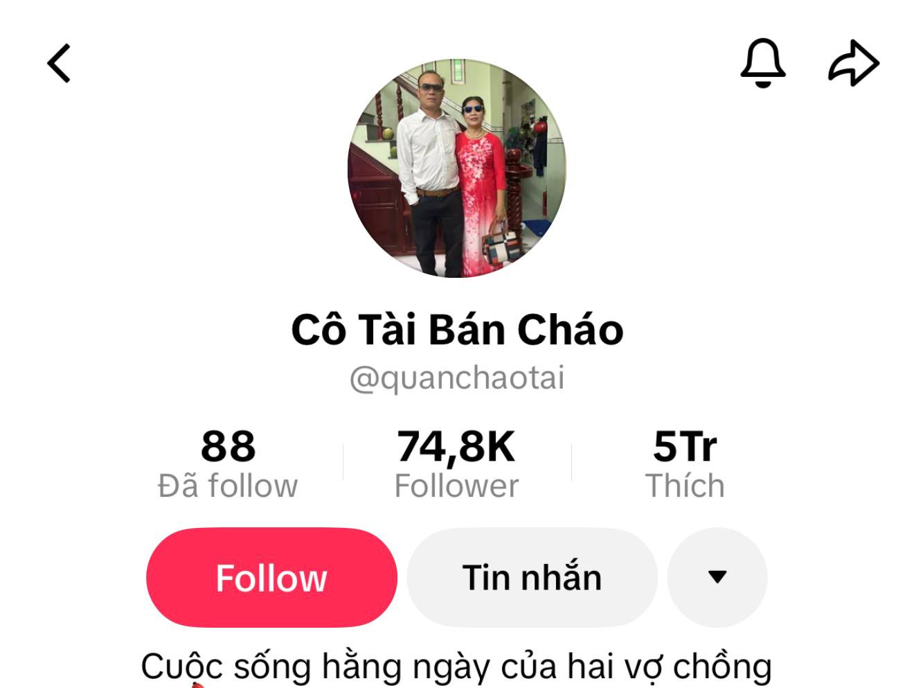 Người chồng 30 năm dậy từ 2 giờ sáng nấu cháo cho